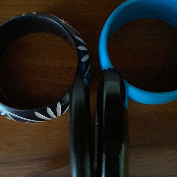 VTG Set of 4 Wooden& Plastic Bangles - Picture 10 of 10